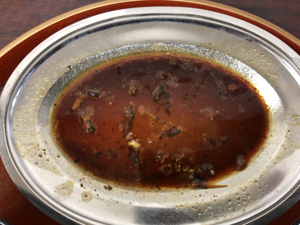 食べきった今井食堂の鯖の味噌煮